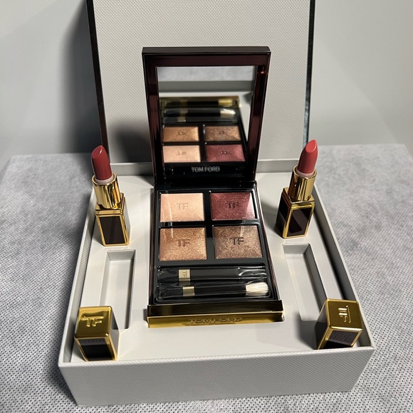 Tom Ford Eye & Mini Lip Set - Picture 2 of 4